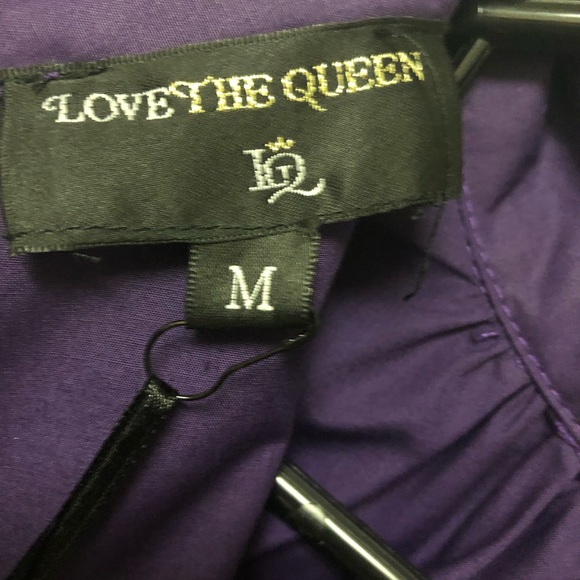 Beautiful long sleeve ruffle blouse - Picture 3 of 4